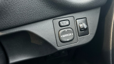 Toyota Yaris 1.5 VVT-i Design 5dr Petrol Hatchback